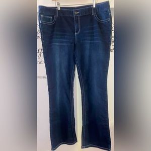 NWOT Maurice’s jeans size 22